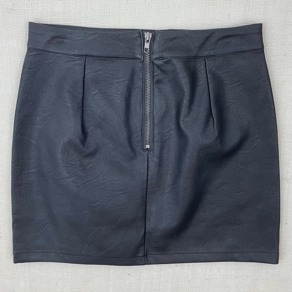 Faux Leather Lace Up Mini Skirt - Picture 3 of 9